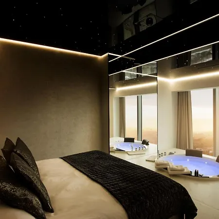 Apartment In The Sky - W Sky Tower Wroclaw