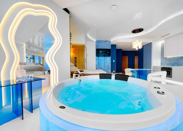 Sky Tower - In The Sky Apartment *